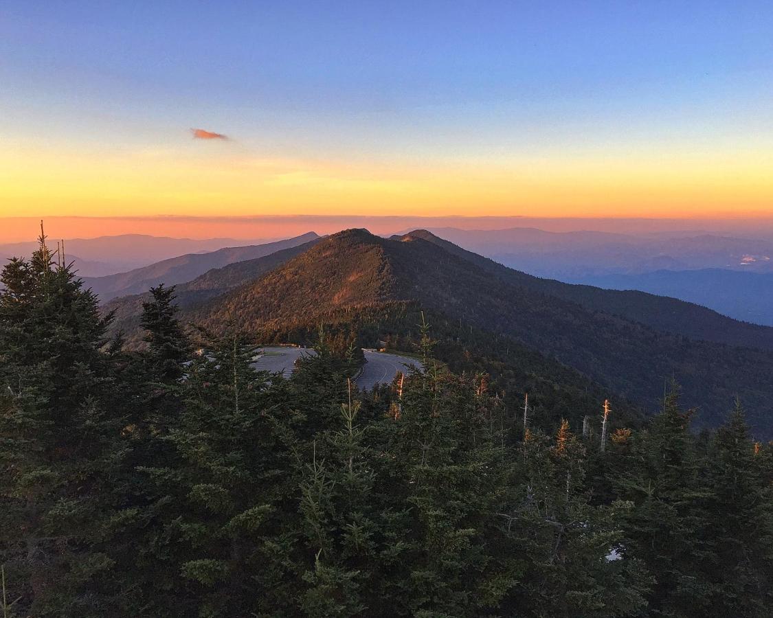 | Mt Mitchell Cabin Rentals