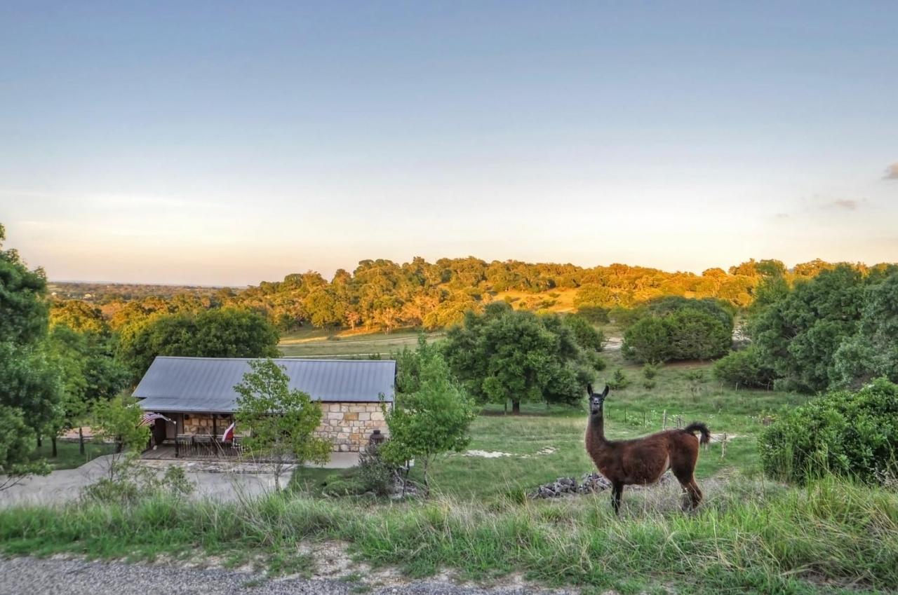 | A Barn At The Quarry