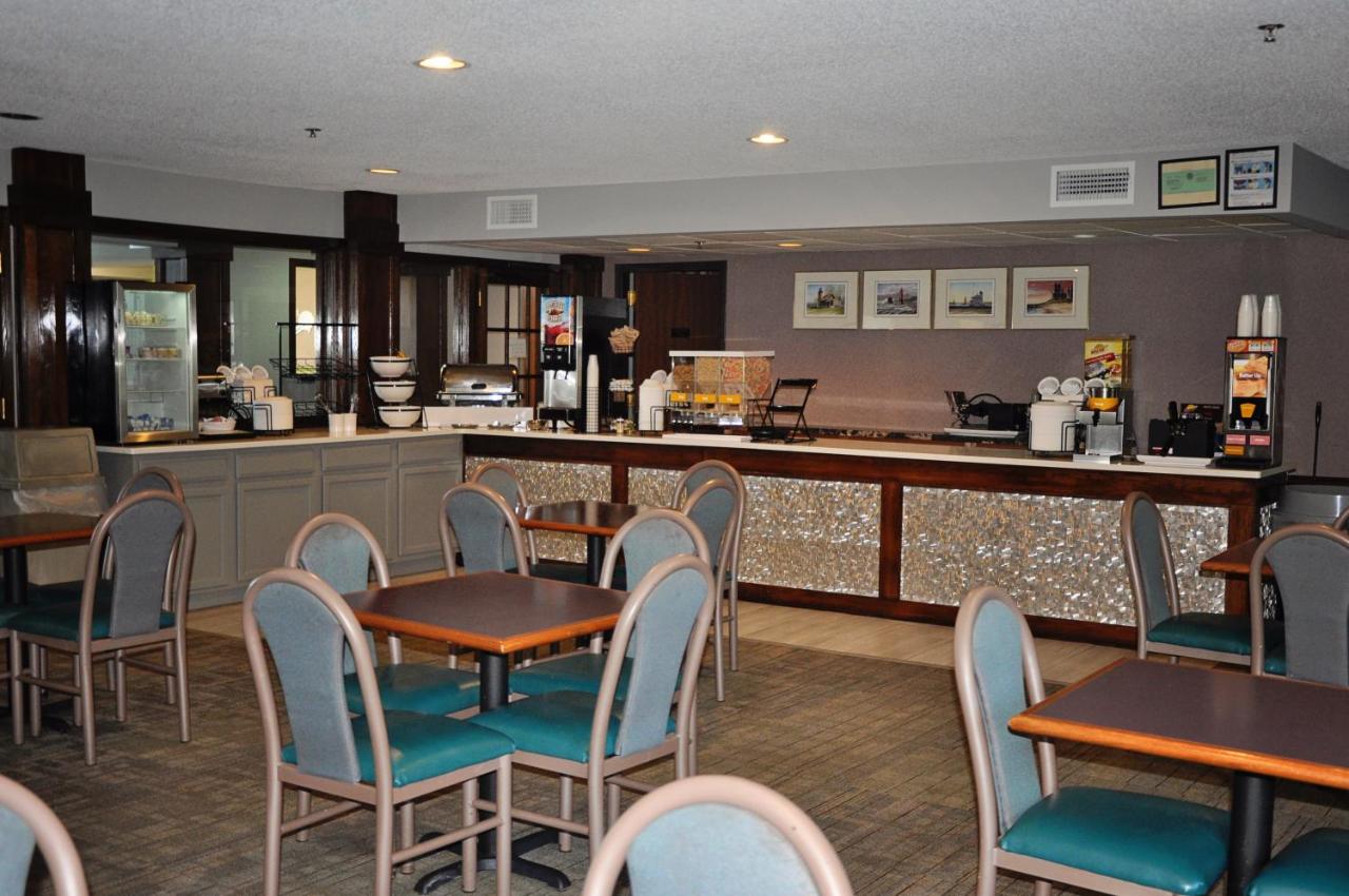  | Dunes Express Inn and Suites