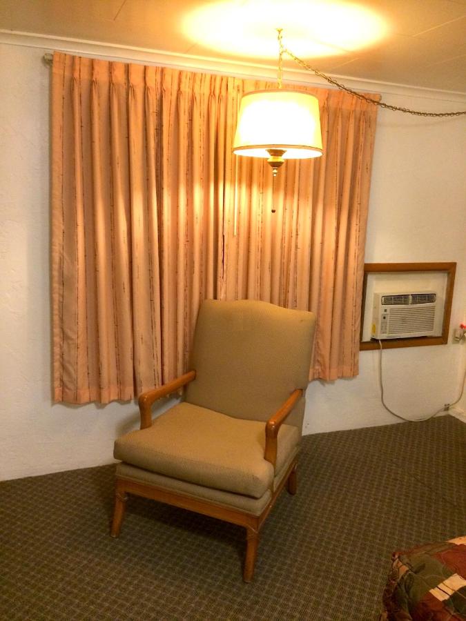 | Connell Inn and Suites