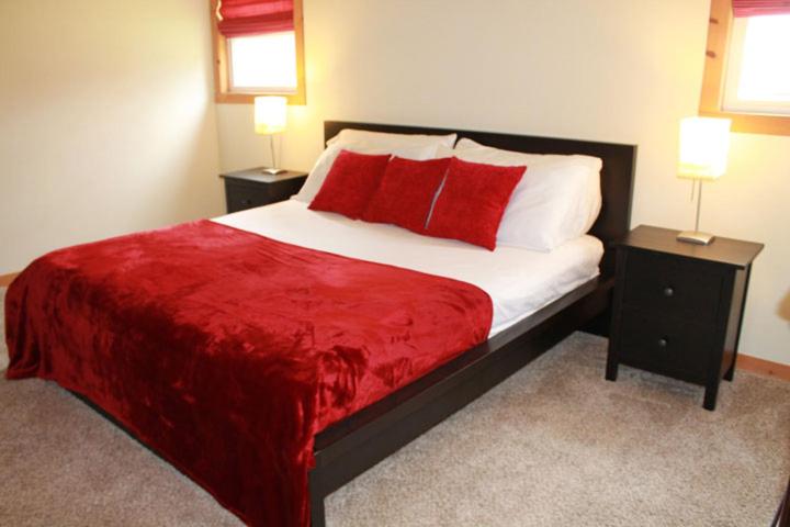 | Pipestem Spa, Event Center and Mountain Chalets