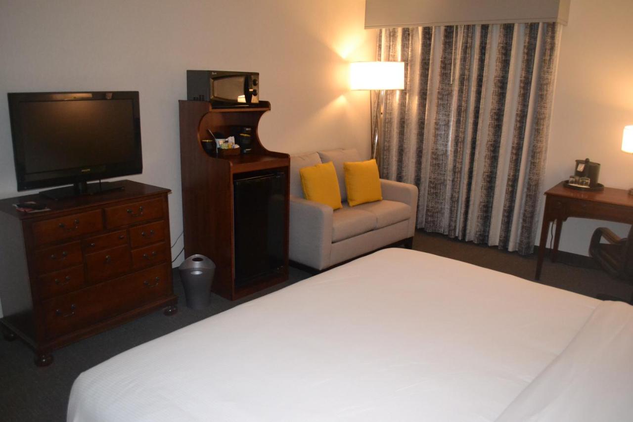 Executive King Room with Sofa Bed at The Kensington Hotel