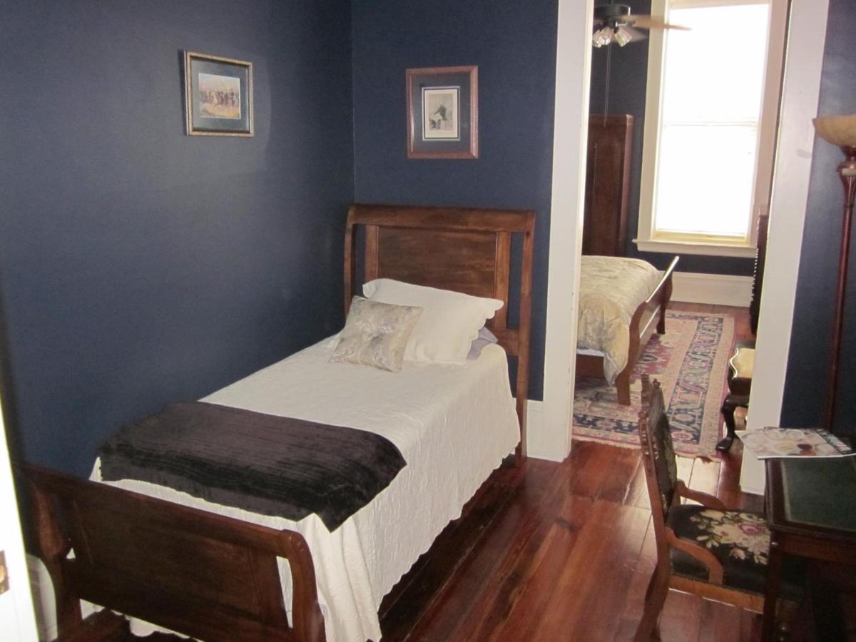 | Baer House Inn