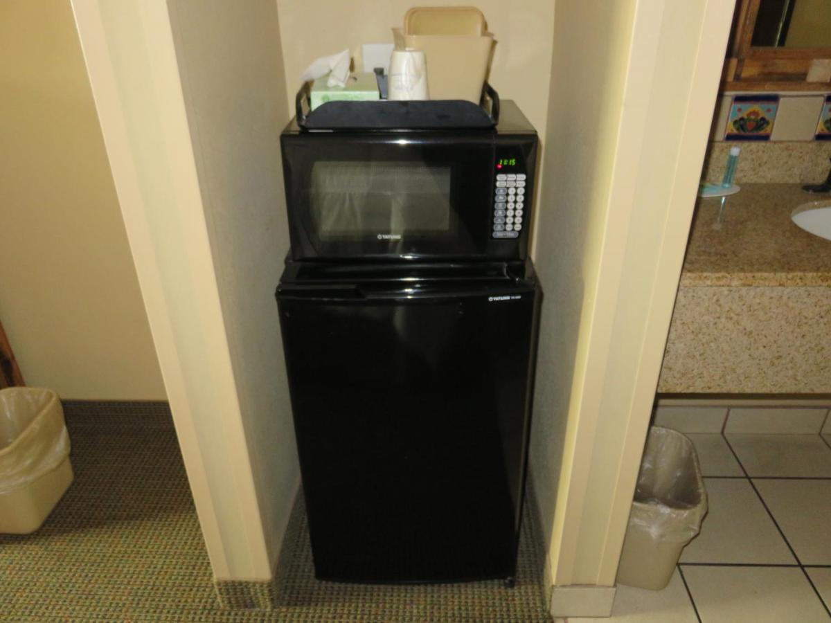 Deluxe Room with Two Double Beds - Disability Access - Non-Smoking at La Hacienda near Alamodome & Riverwalk