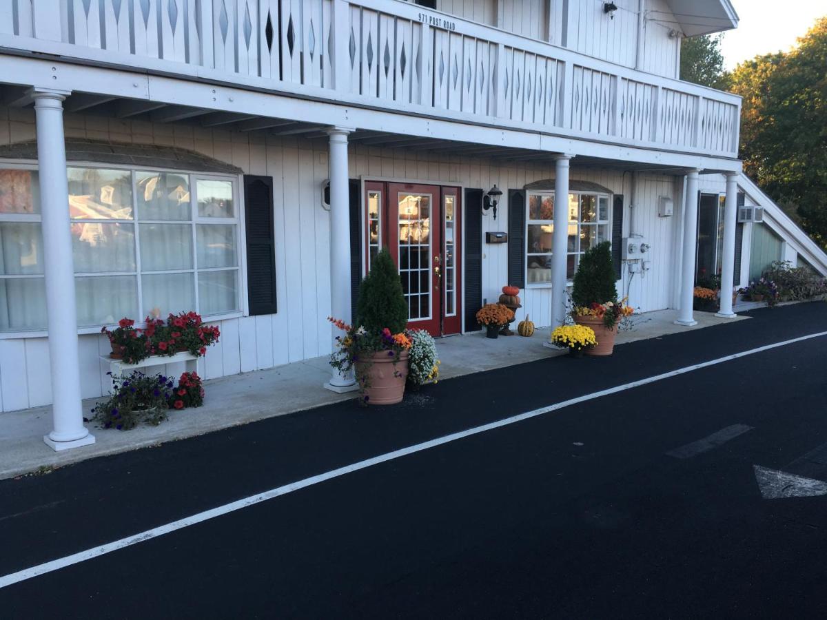| The Beach Rose Inn