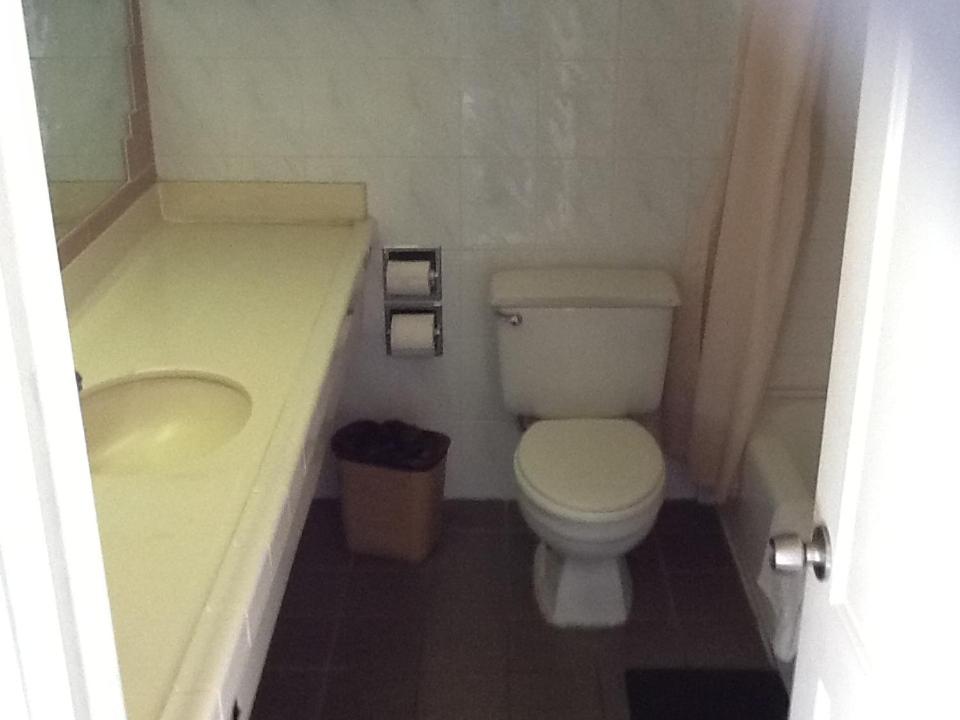  | Downey Inn Luxury Suites