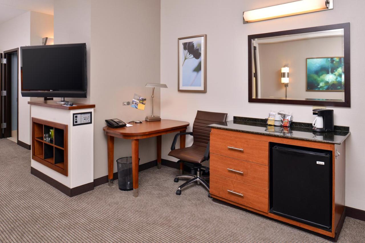 King Room - Disability Access at Hyatt Place Garden City