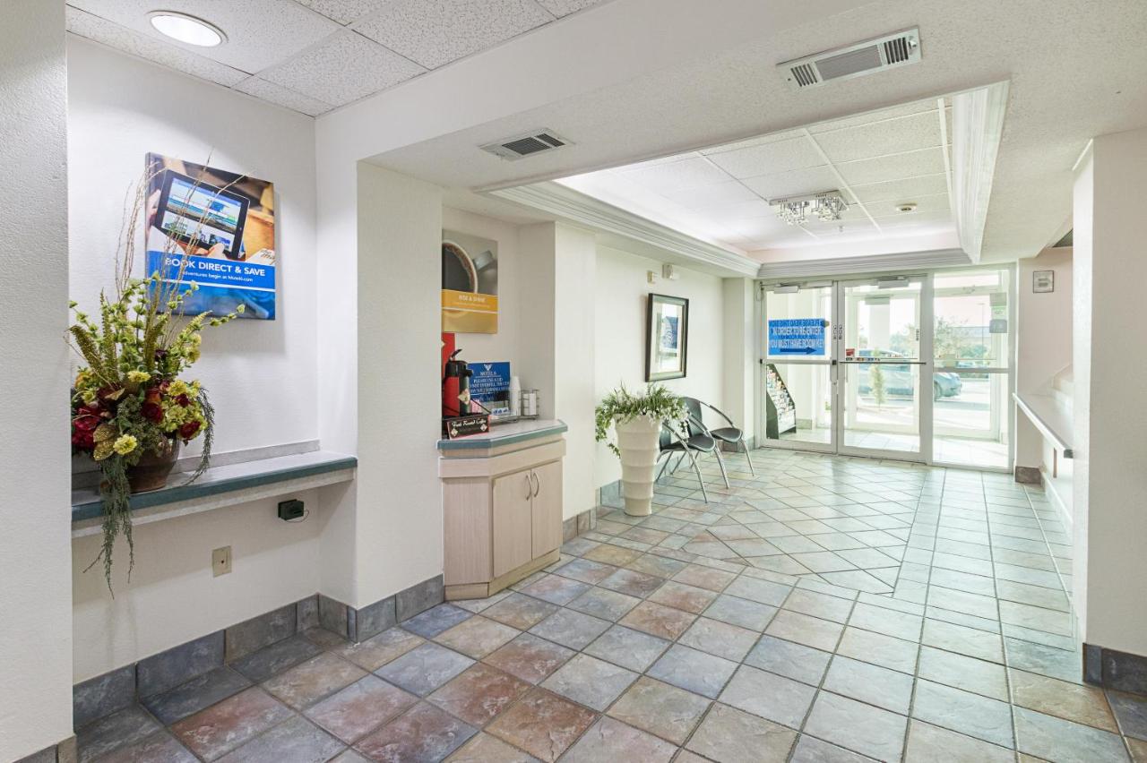 | Motel 6-Weatherford, TX
