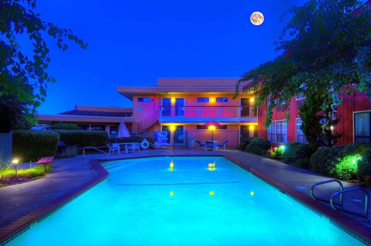 | County Inn