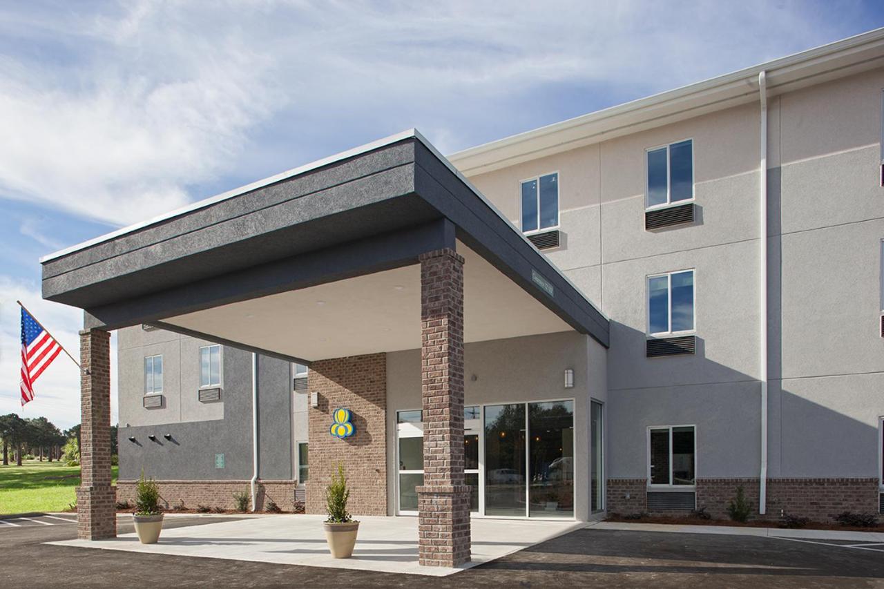 | Iris Garden Inn