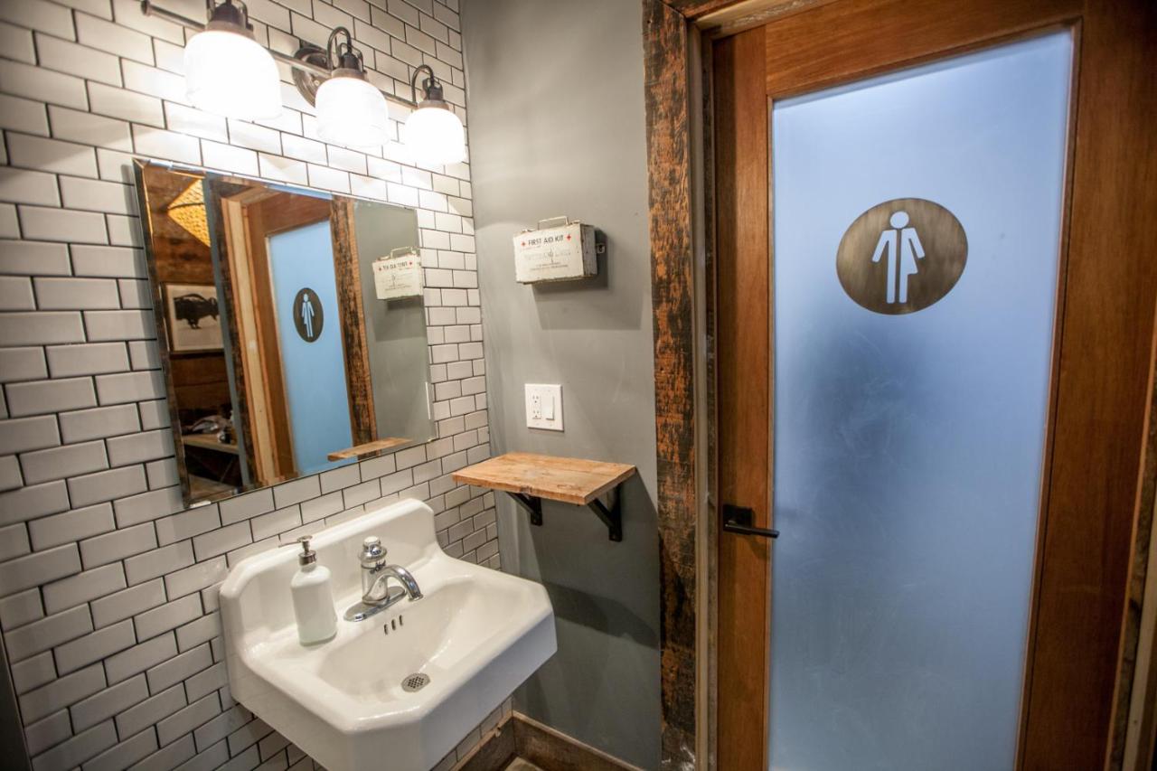 | PodShare Los Feliz