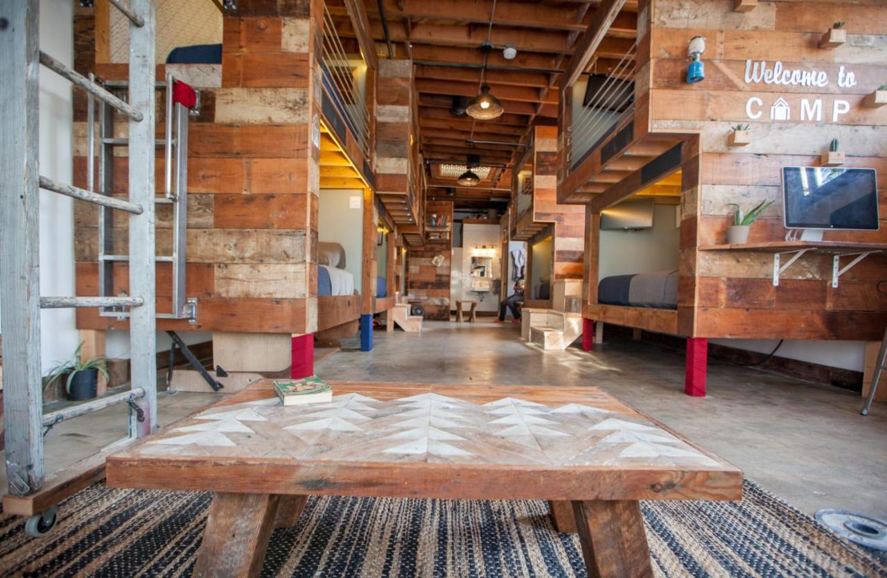 | PodShare Los Feliz