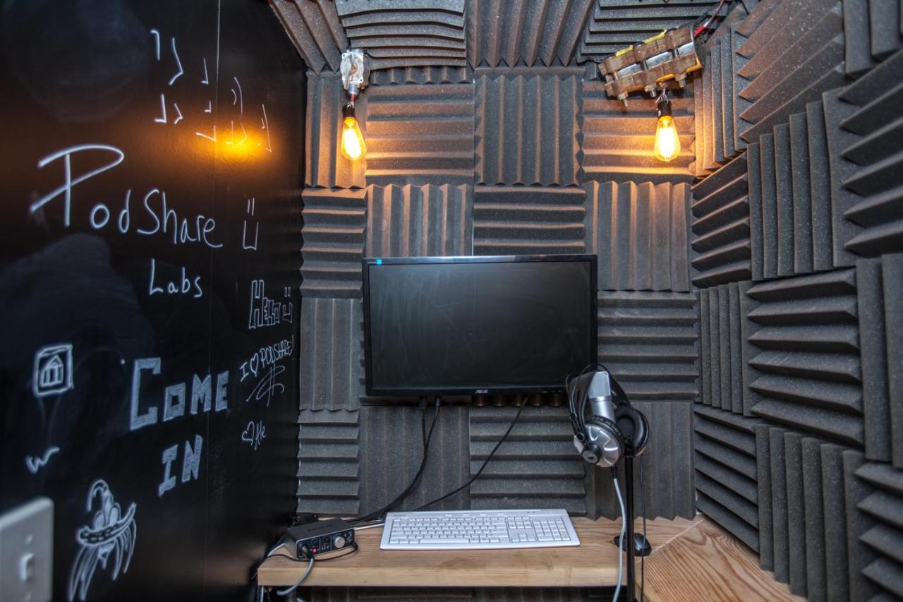 | PodShare Hollywood