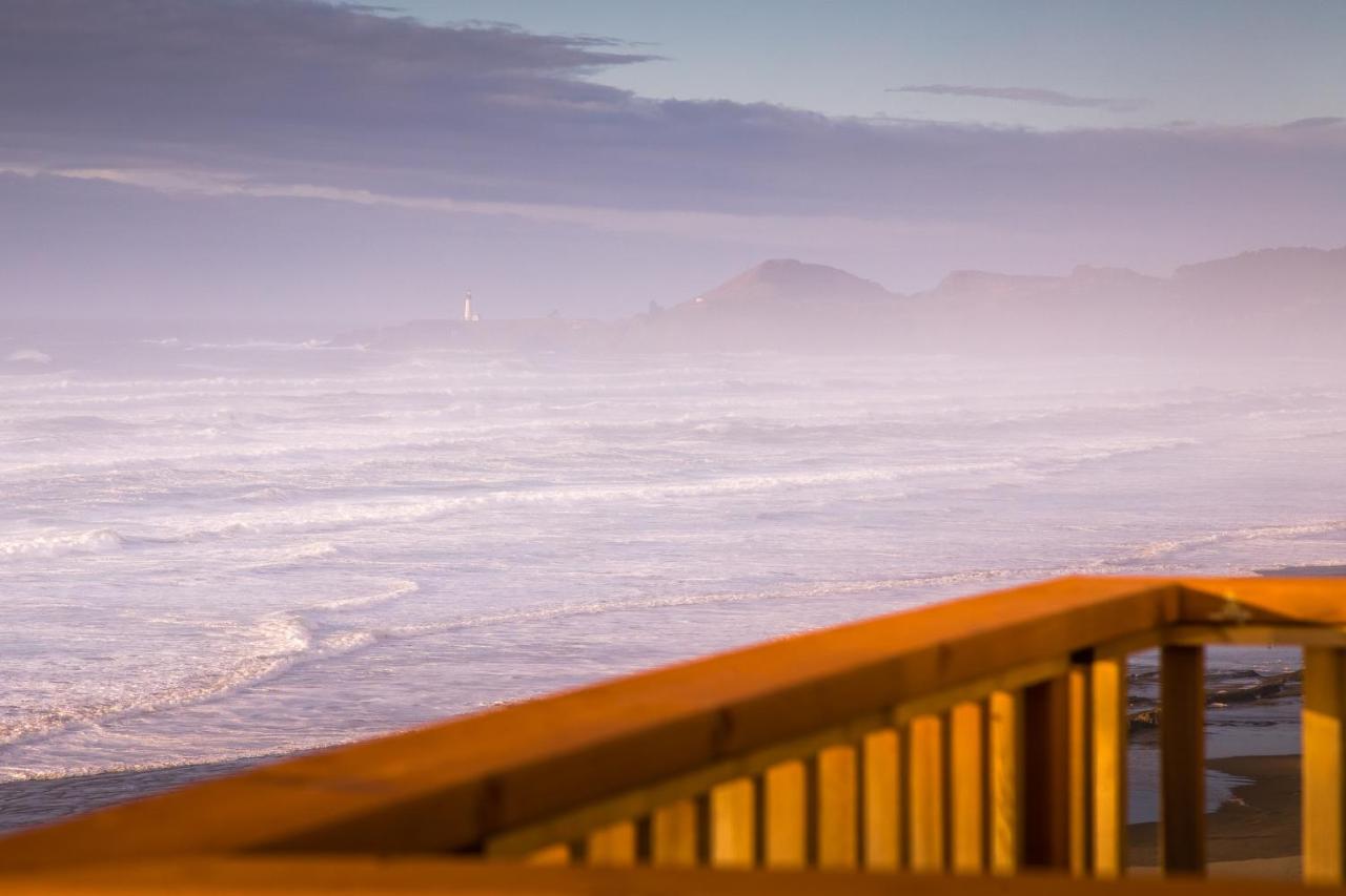 Deluxe King Suite: Ocean View at Inn at Nye Beach