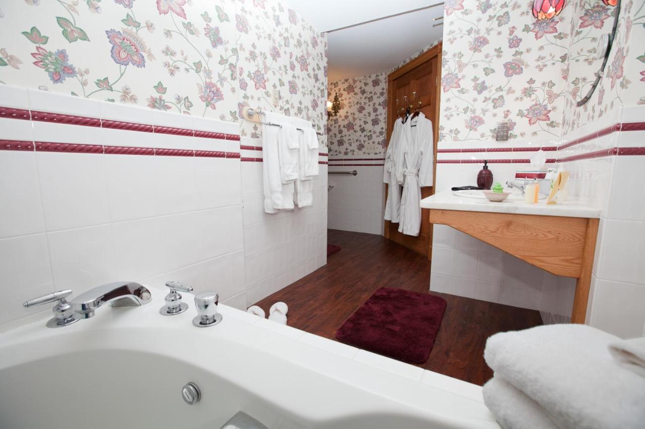 | Inn Victoria