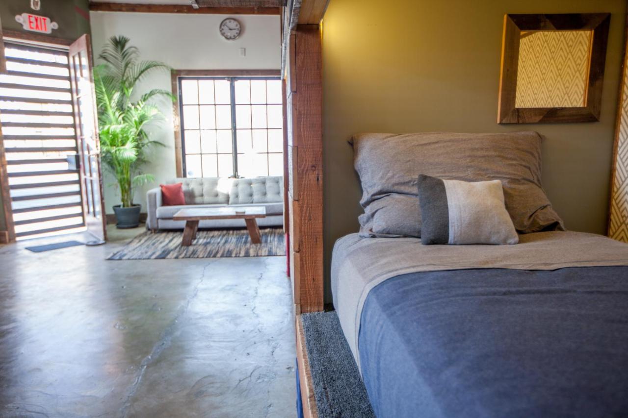| PodShare Los Feliz