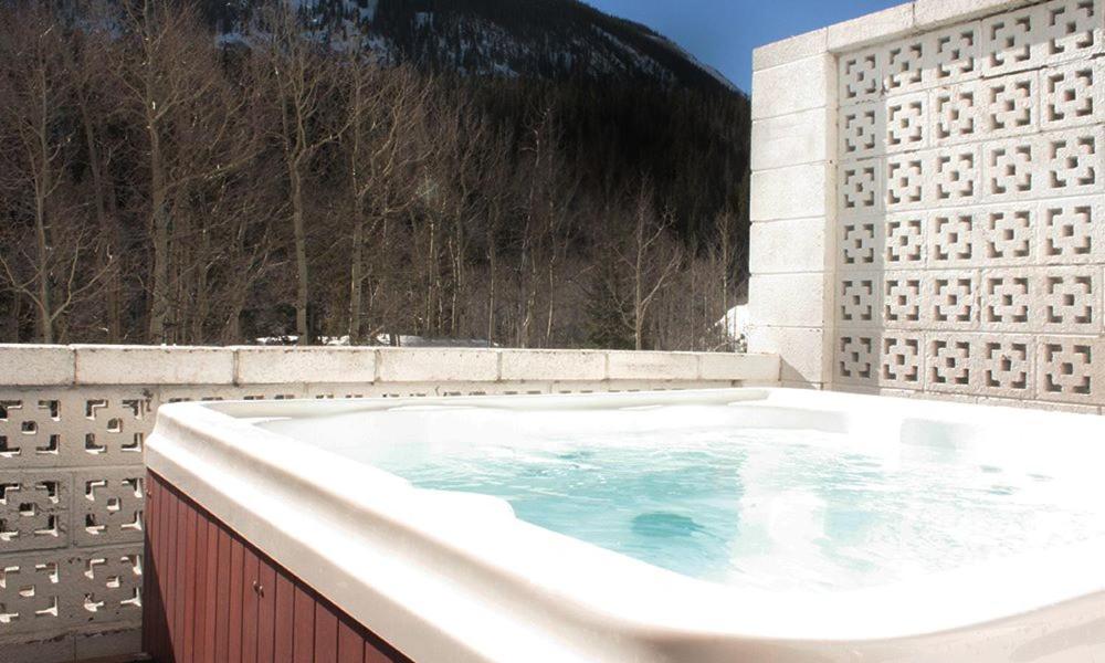  | Monarch Mountain Lodge