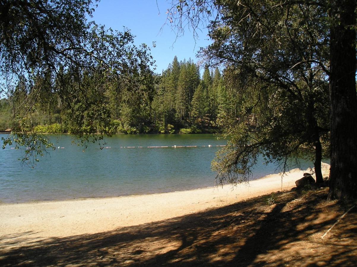 | Lake of the Springs Camping Resort Yurt 6