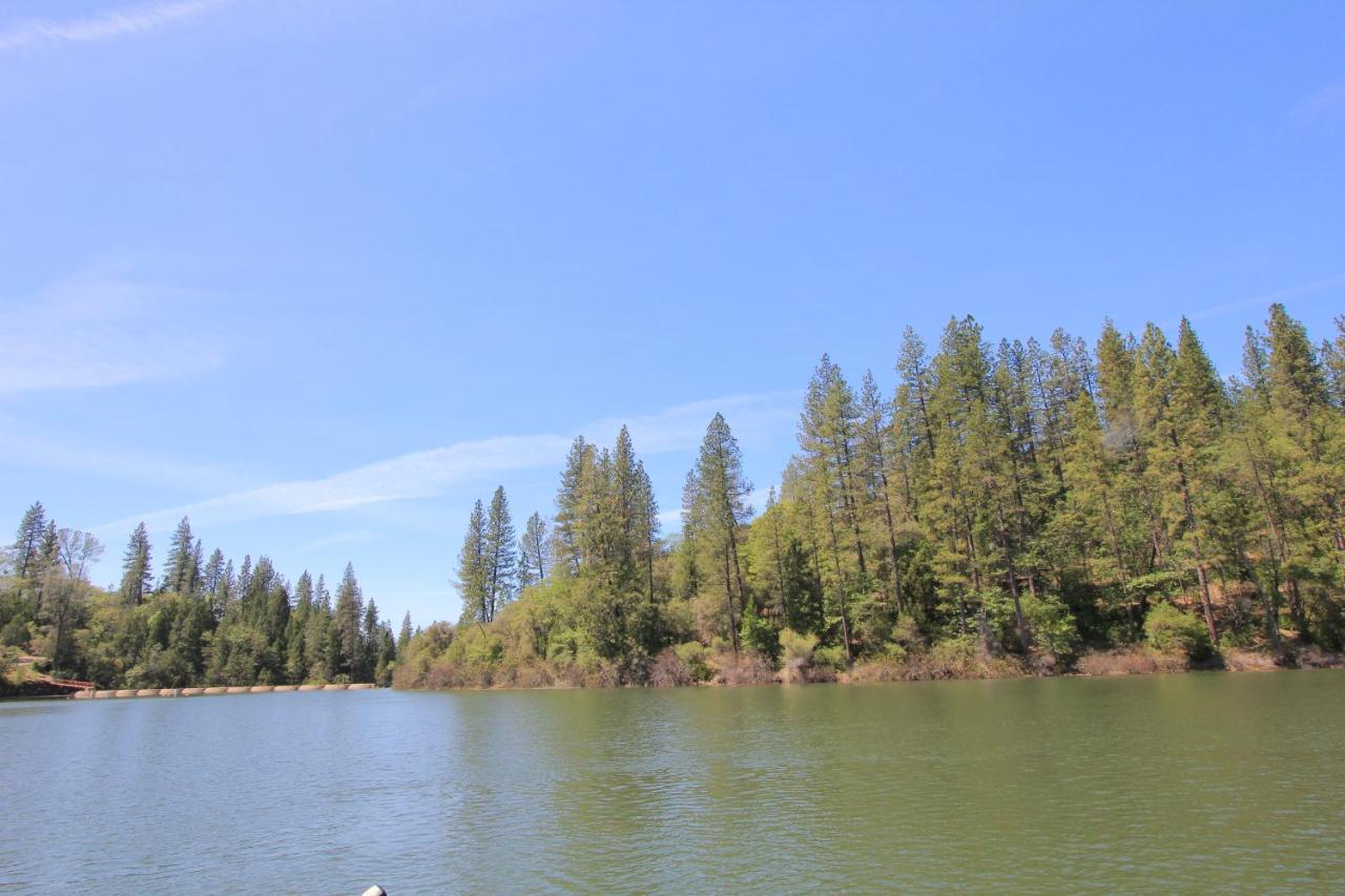 | Lake of the Springs Camping Resort Yurt 6