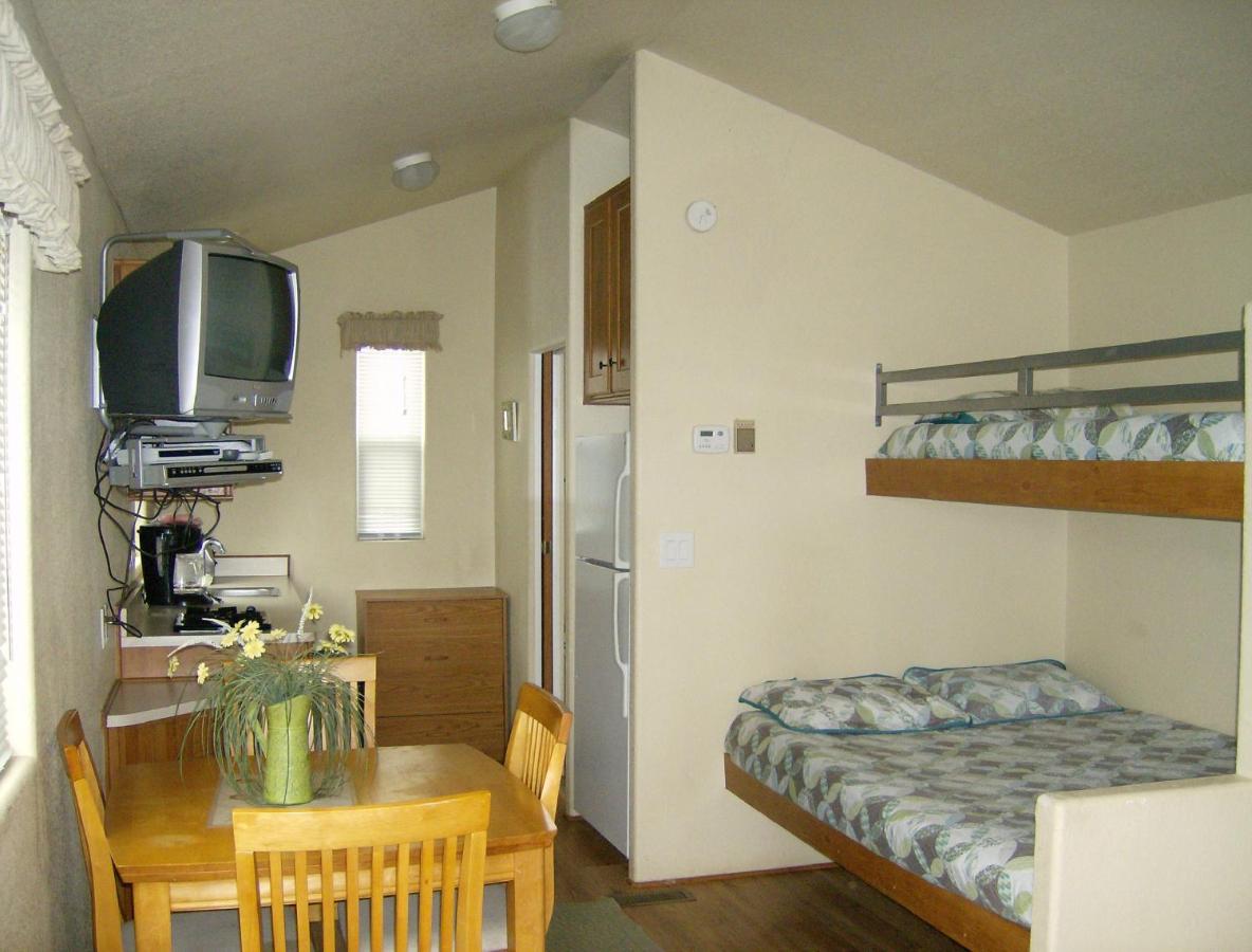 | Lake Minden Camping Resort Cabin 2