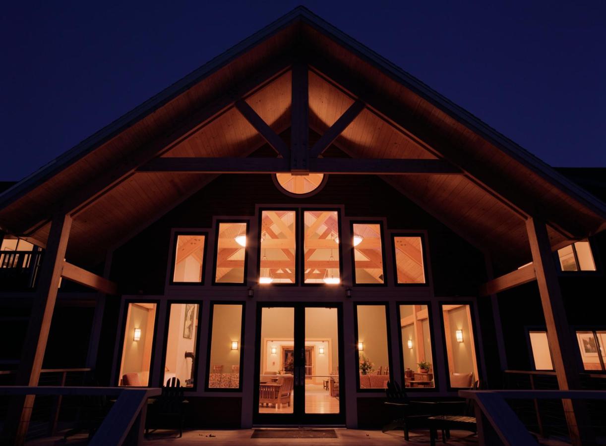  | Minnewaska Lodge