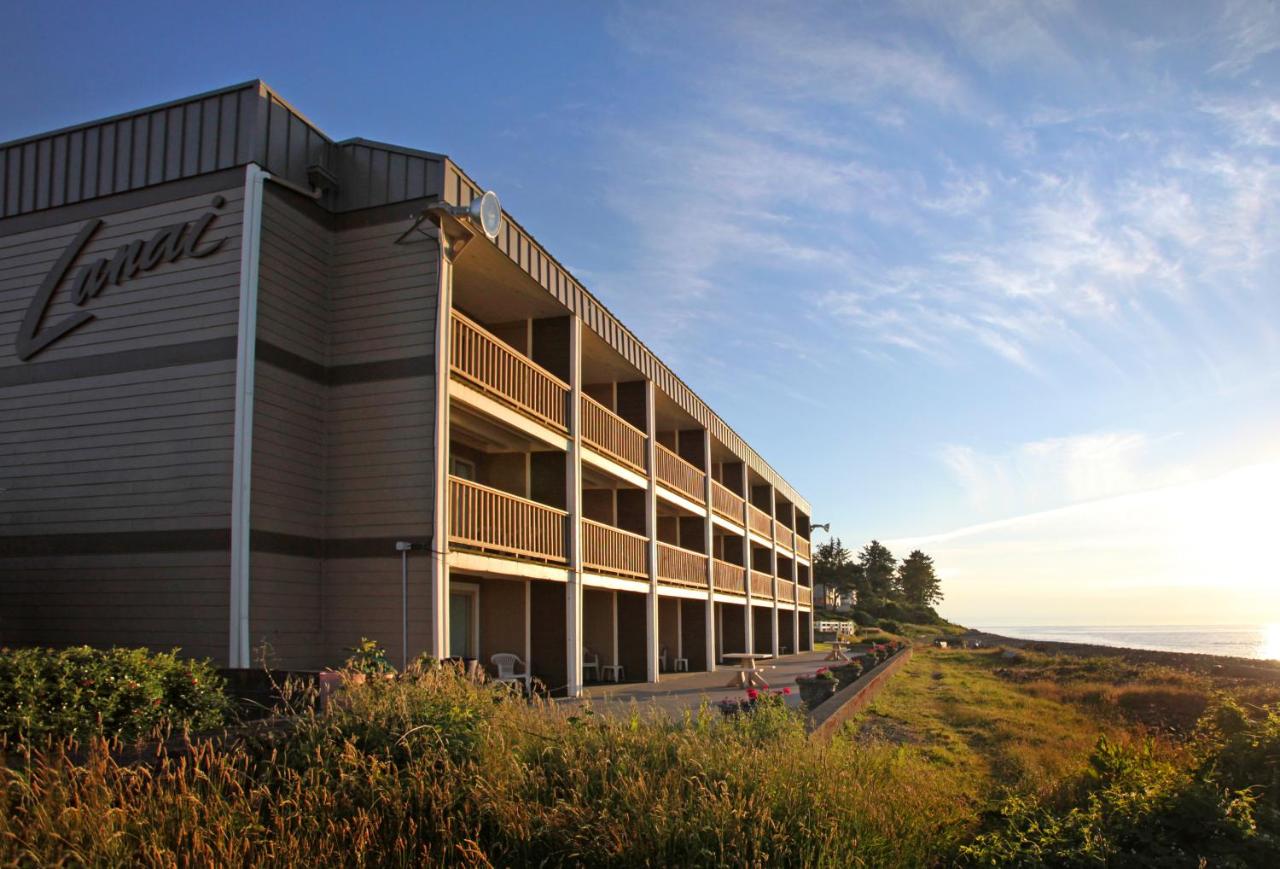 | Lanai at the Cove