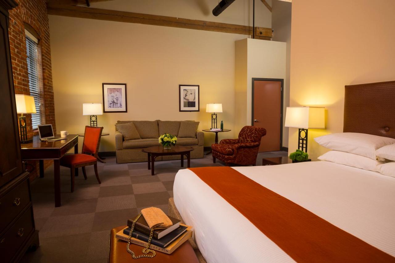 Executive Suite at Cork Factory Hotel Lancaster