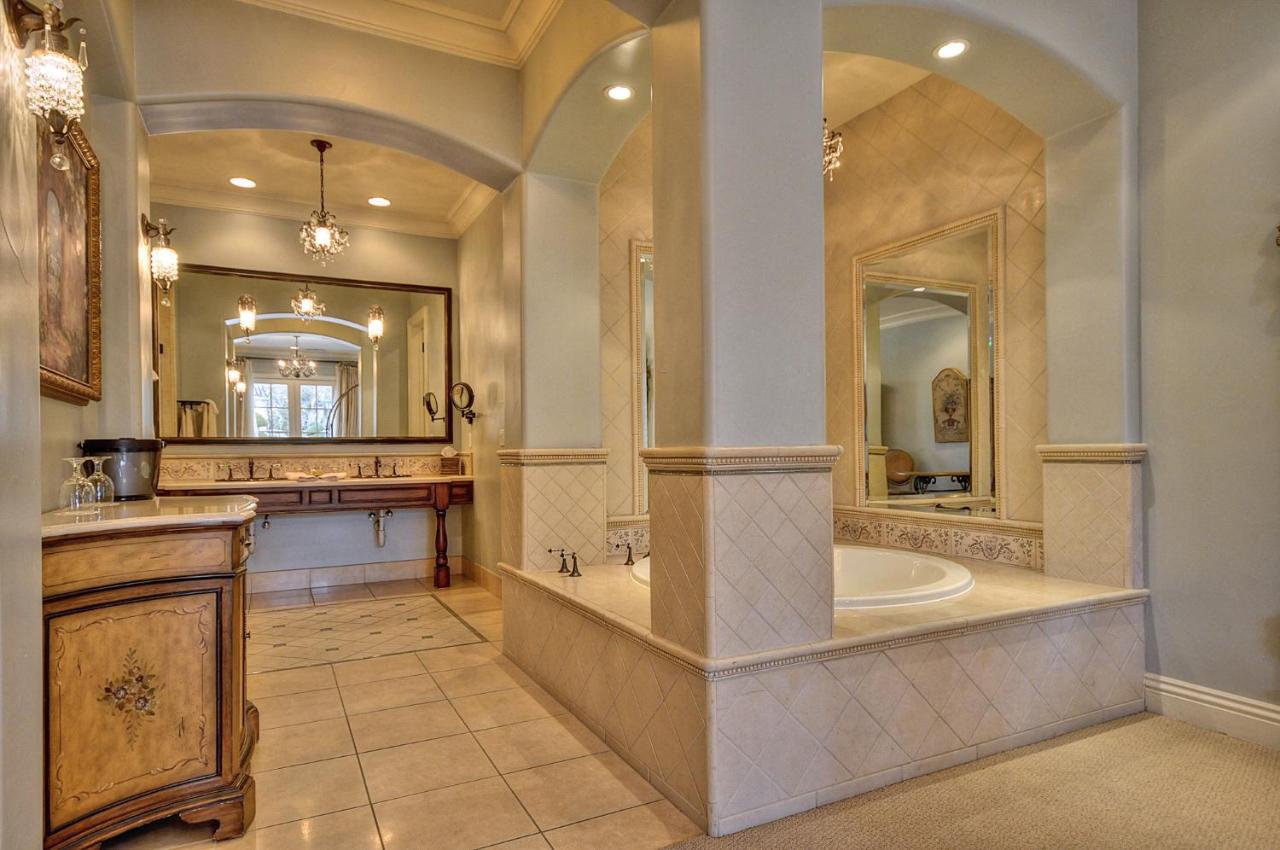 | The Villa at Arden Hills
