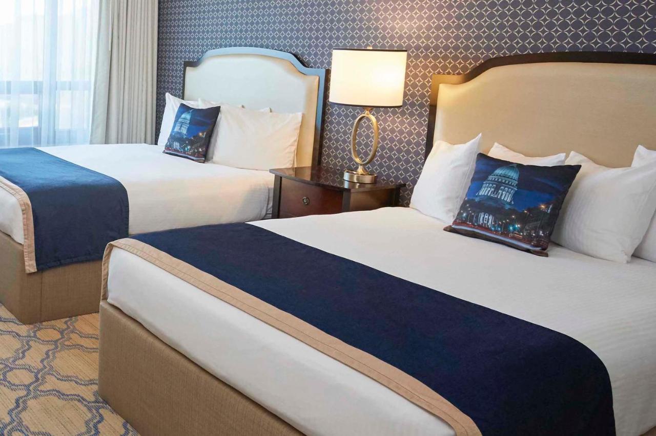 Deluxe 2 Queens at Best Western Premier Park Hotel