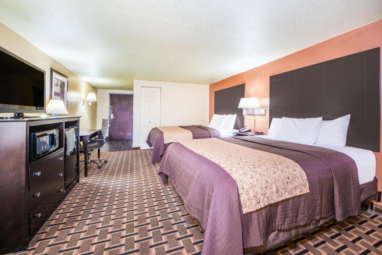 Queen Room with Two Queen Beds - Non-Smoking at Days Inn by Wyndham Joplin