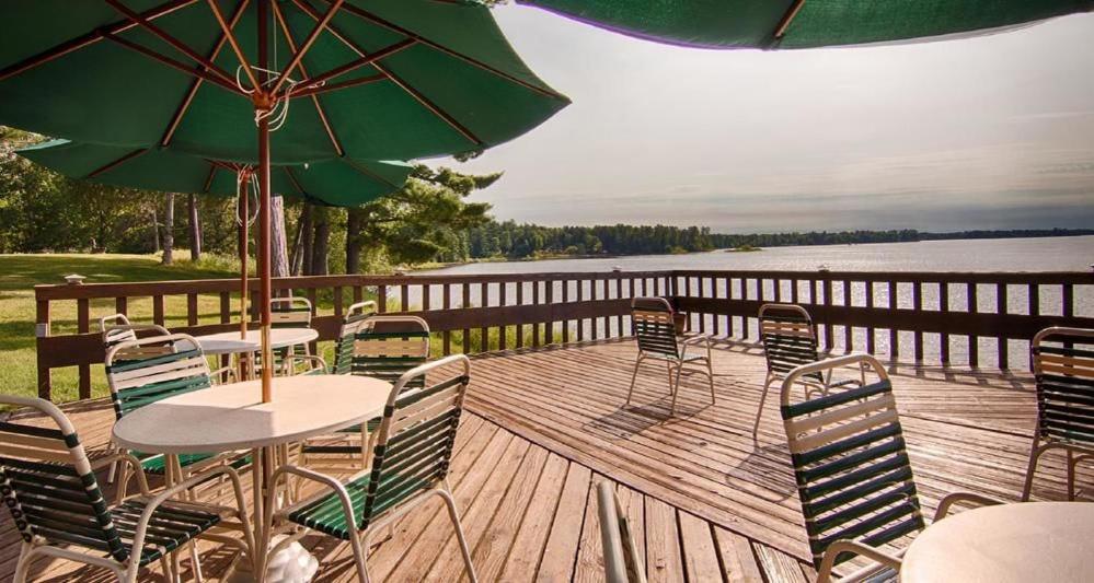 | Centerstone Resort Lake-Aire