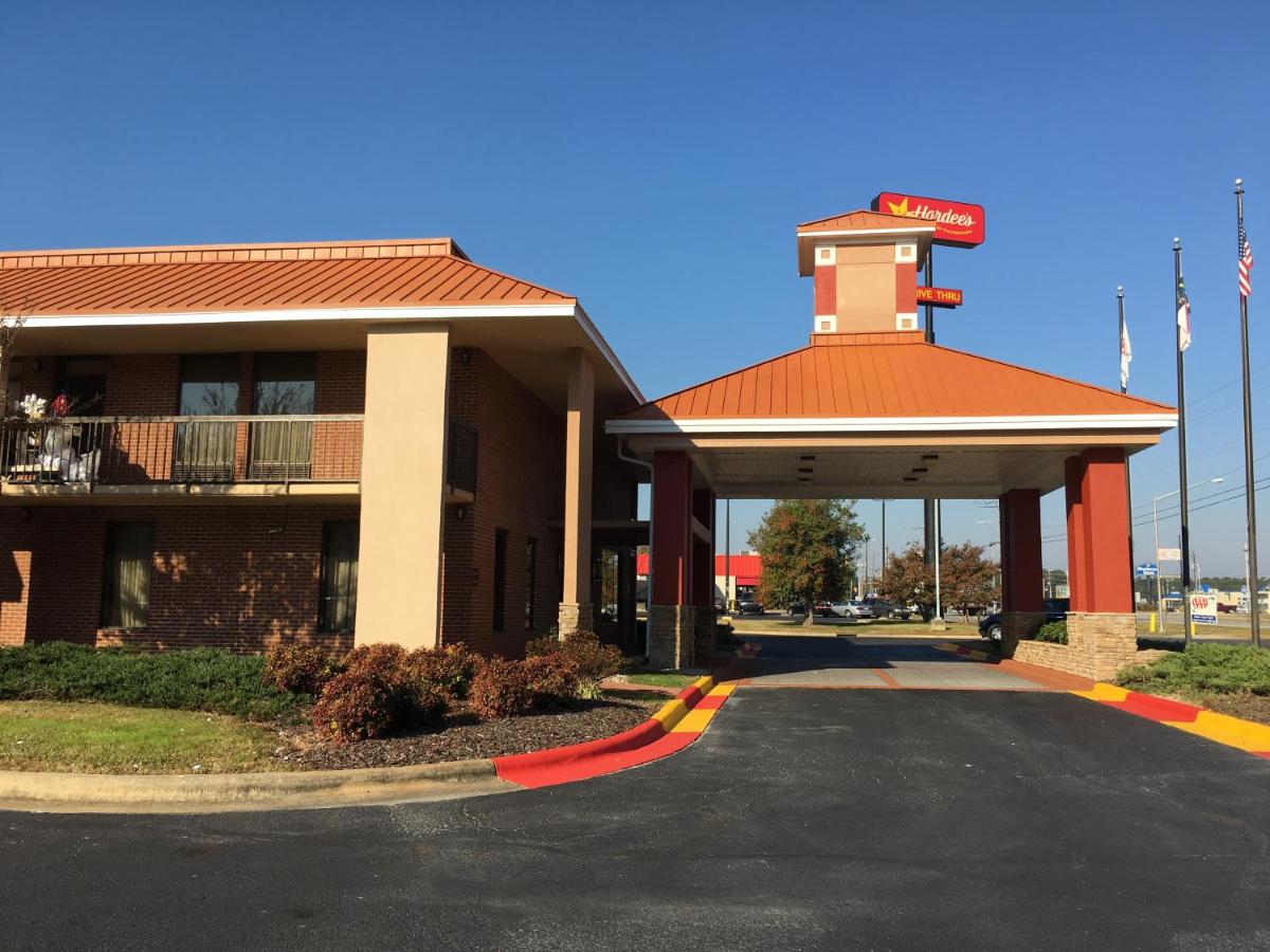  | Baymont by Wyndham Rocky Mount I-95