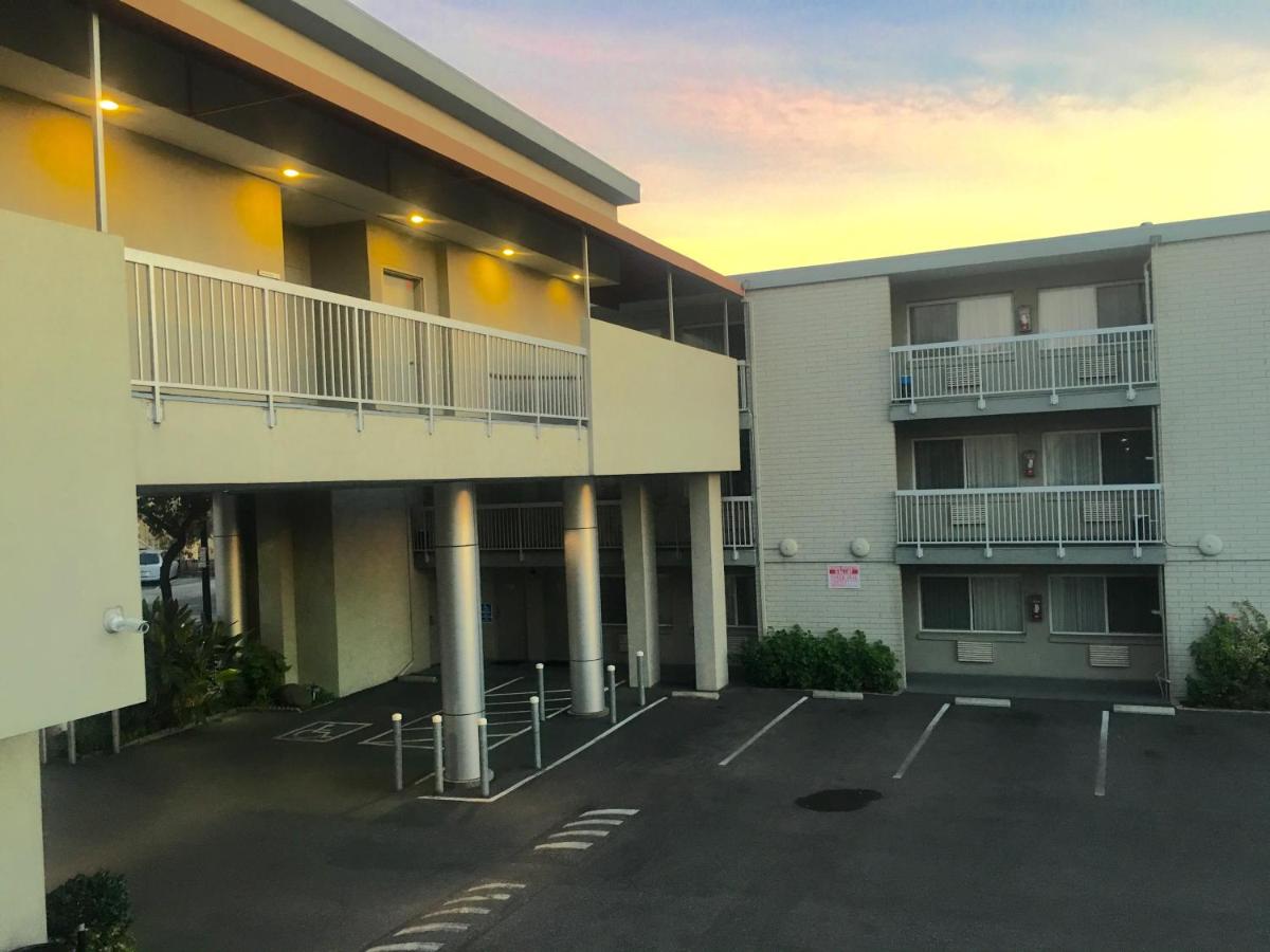 | Pacific Motor Inn