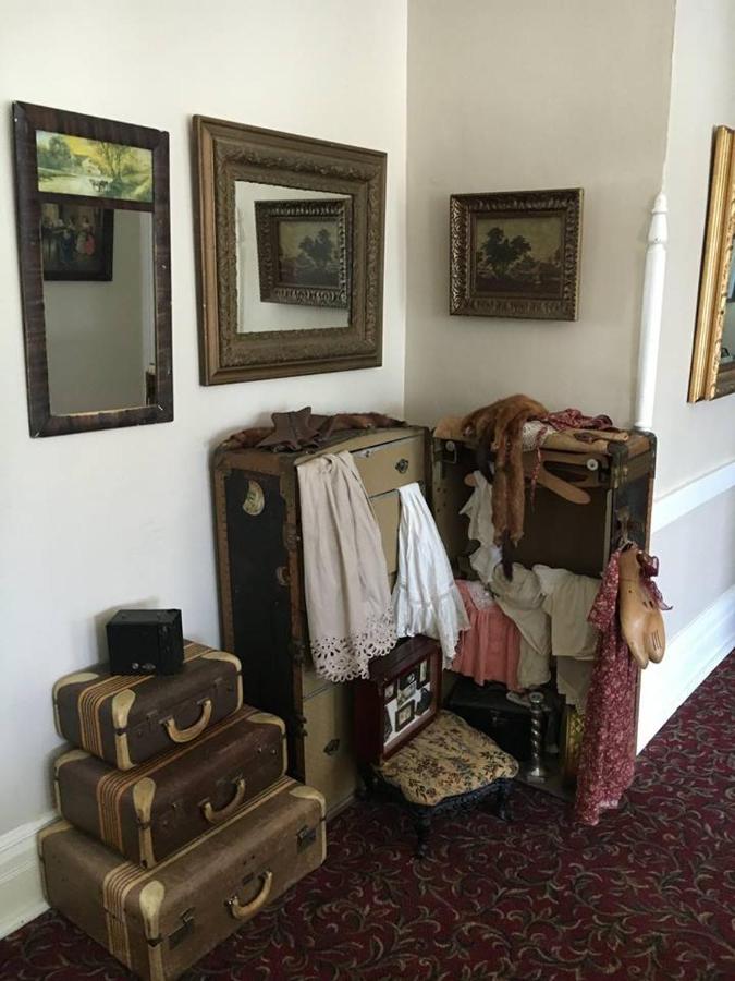  | Grand Victorian Inn