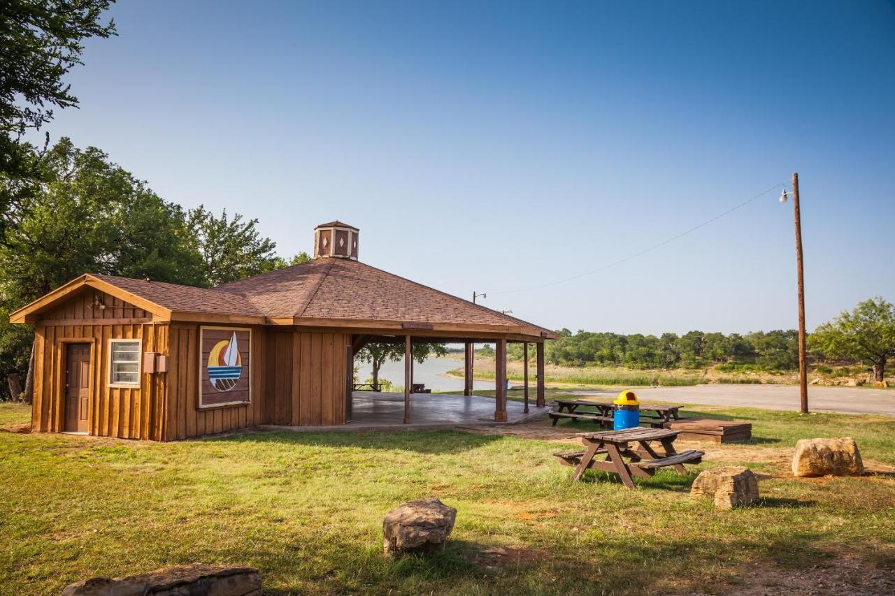 | Bay Landing Camping Resort Cabin 1