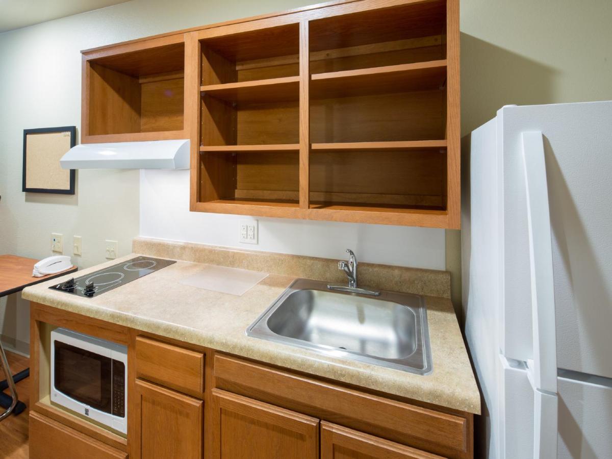 Double Room with Roll In Shower - Disability Access/Non-Smoking at WoodSpring Suites Kansas City Mission