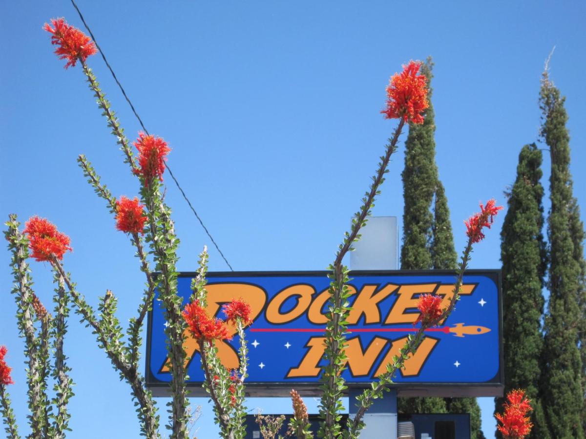 | Rocket Inn