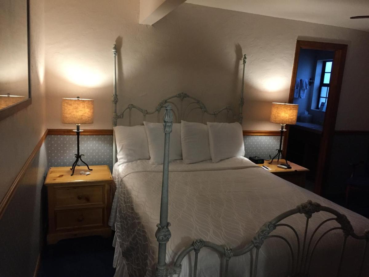  | Catalina Island Seacrest Inn