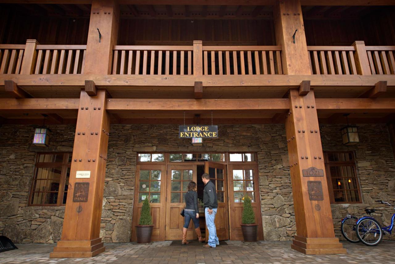 | FivePine Lodge
