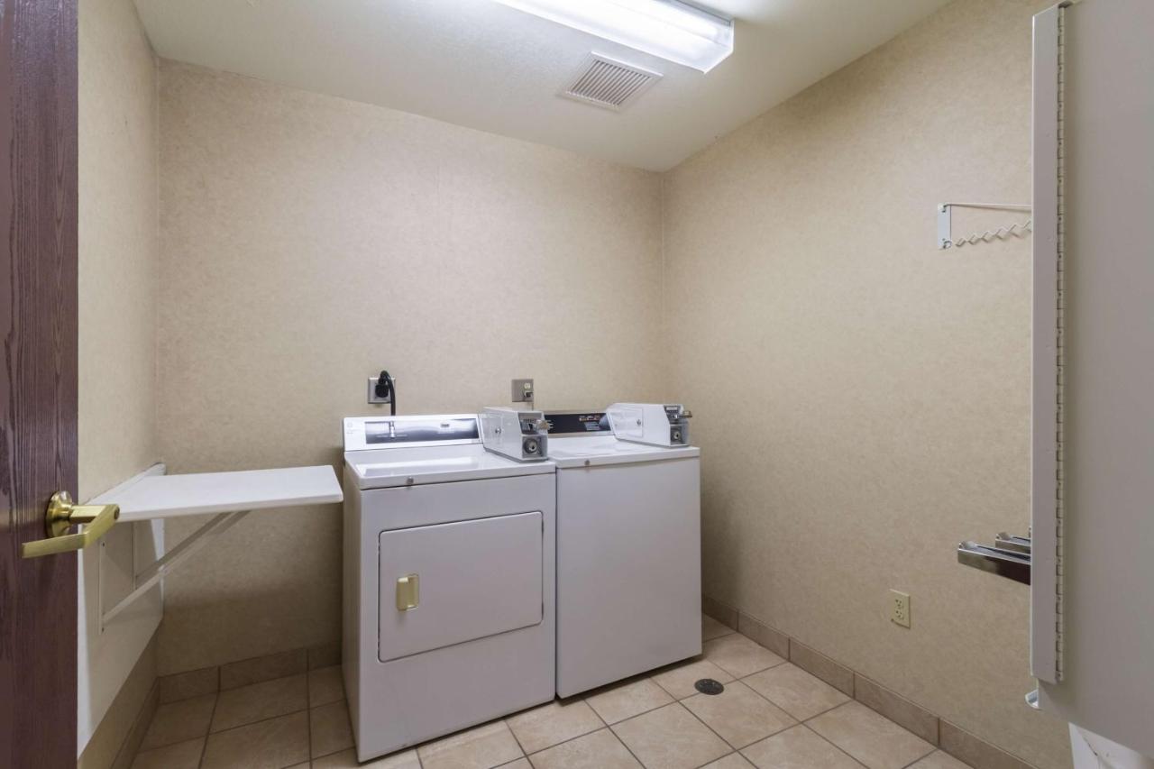 | Motel 6-Huron, OH - Sandusky