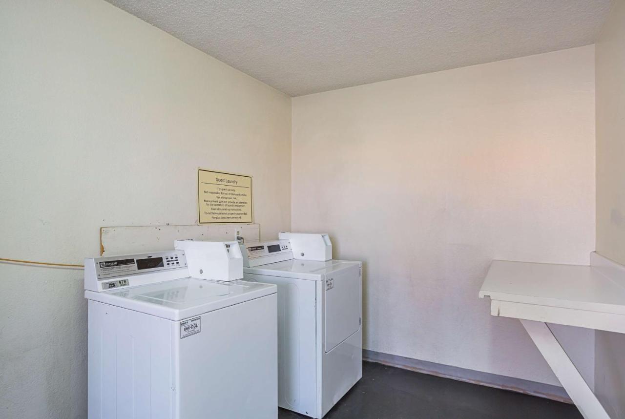 | San Mateo Inn
