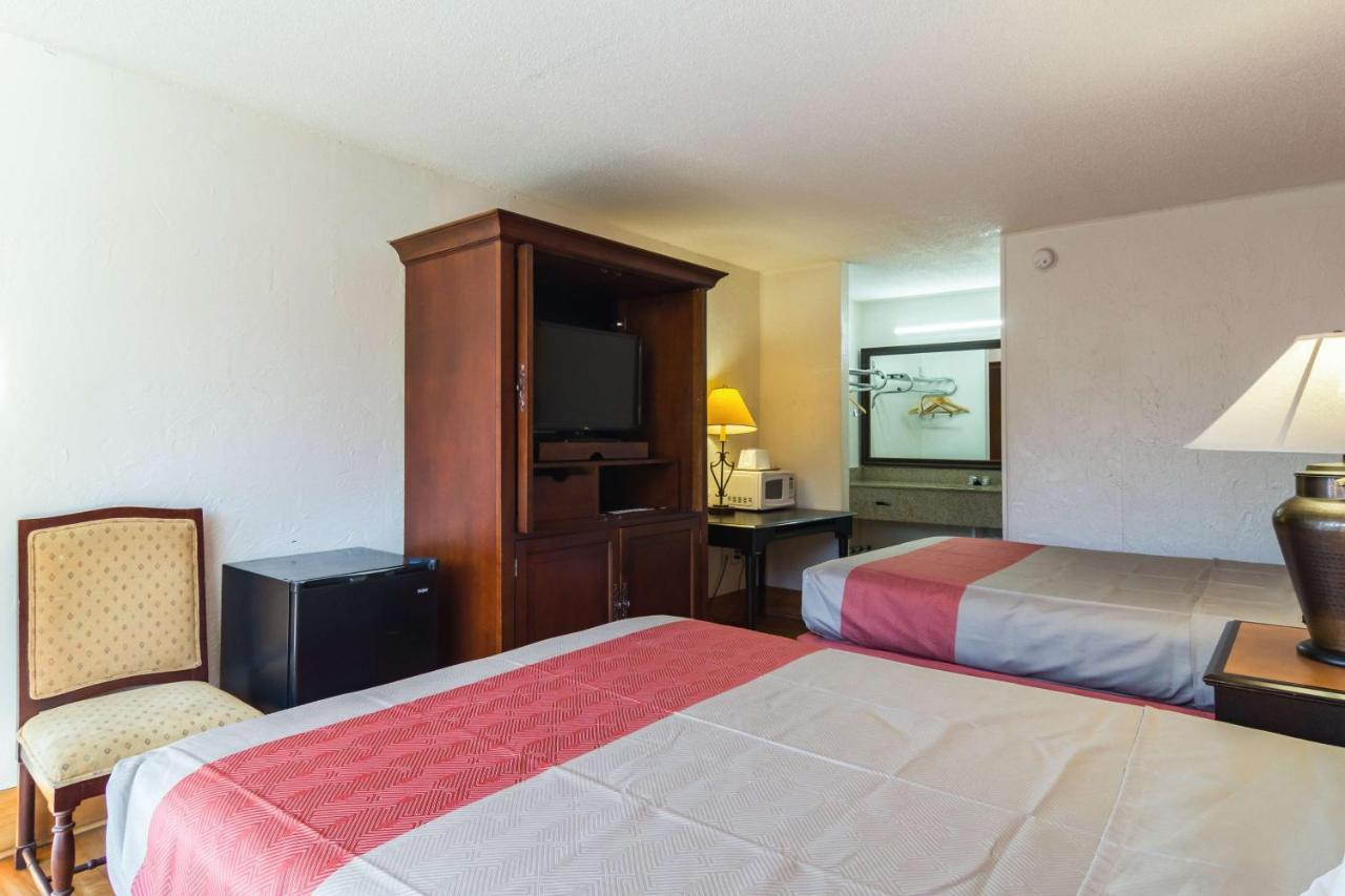 | Motel 6-Townsend, GA