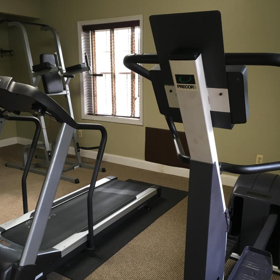 | Colts Neck Inn Hotel