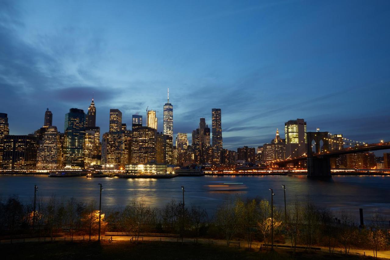 | 1 Hotel Brooklyn Bridge