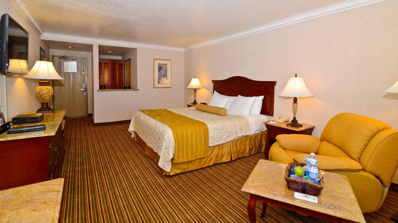 Room #4987616 at Best Western Plus Newport Mesa Inn
