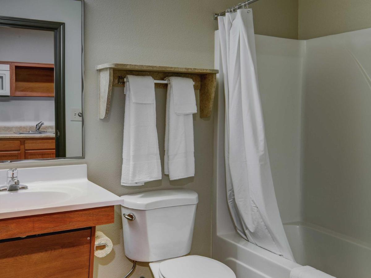 Studio at WoodSpring Suites San Antonio North Live Oak I-35