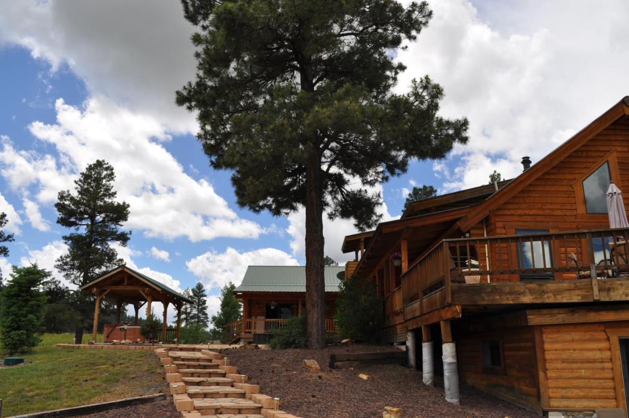 | Elkwood Manor Bed & Breakfast