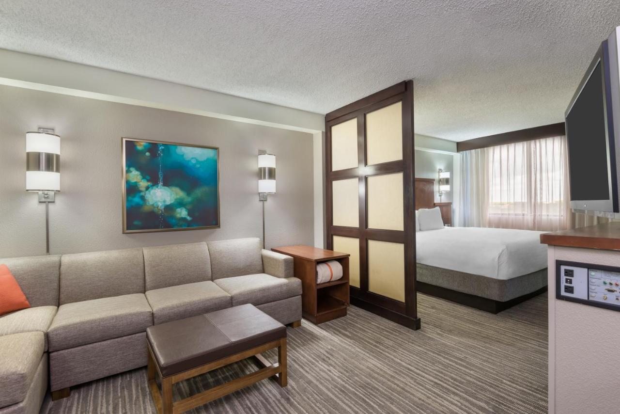 King Room with Sofa Bed at Hyatt Place Ft. Lauderdale/Plantation
