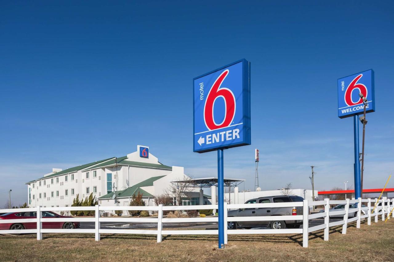  | Motel 6-Dale, IN
