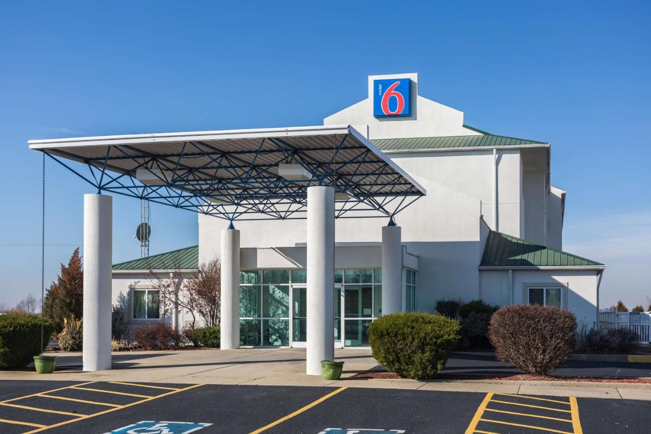 | Motel 6-Dale, IN